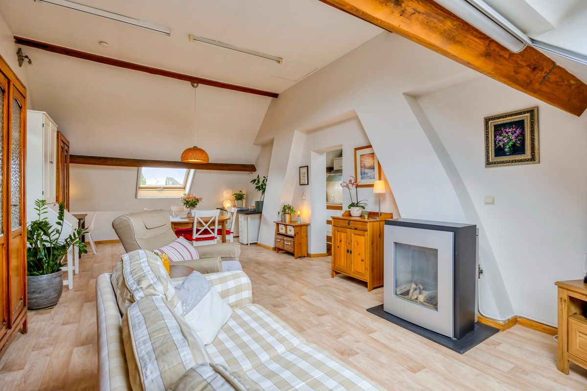 Charmante en goed gelegen woning foto 6