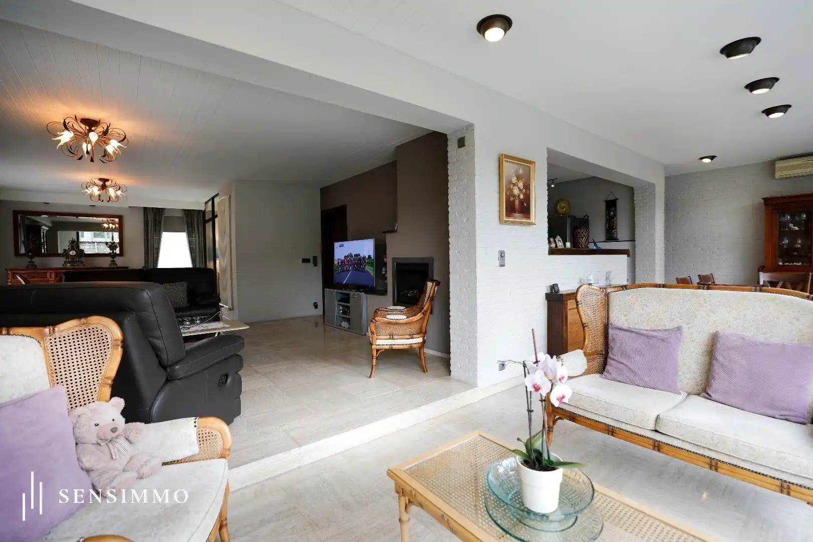 Stijlvolle gezinswoning met 4 slaapkamer in groene en rustige woonwijk in Oudsbergen foto 9