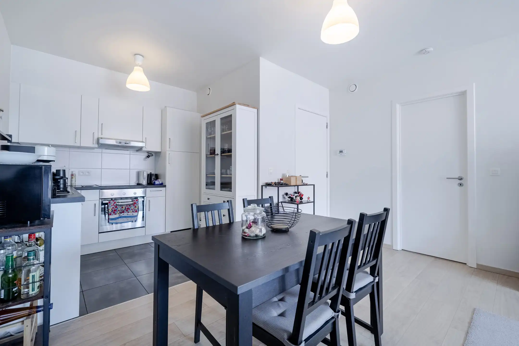 NATO - Appartement met 1 slaapkamer  + P foto 4