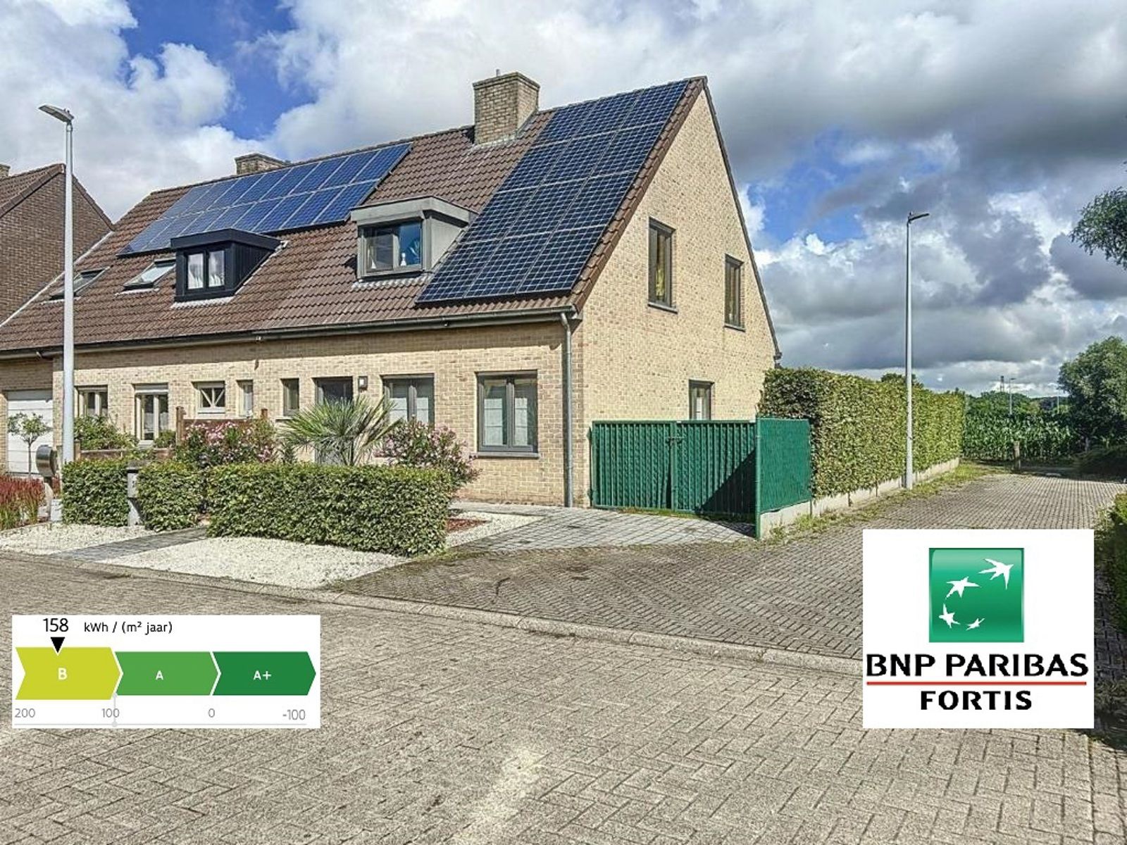 Huis te koop foto {{pictureIndex}}