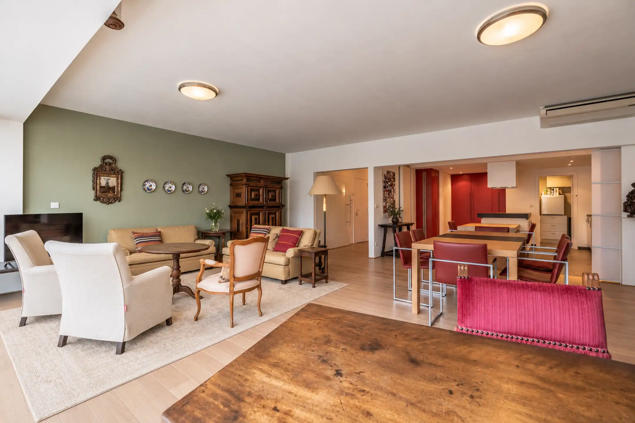 Instapklaar appartement van ca. 144 m² met garage foto 5