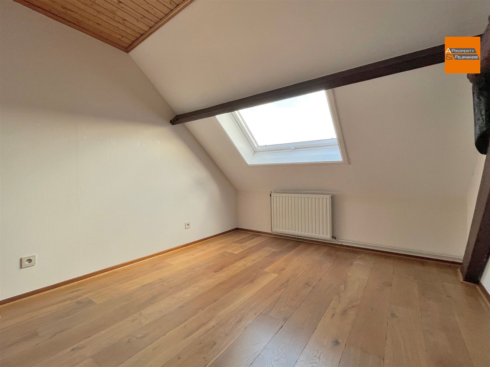 Duplex met 2 slpk en terras in rustige omgeving foto 10