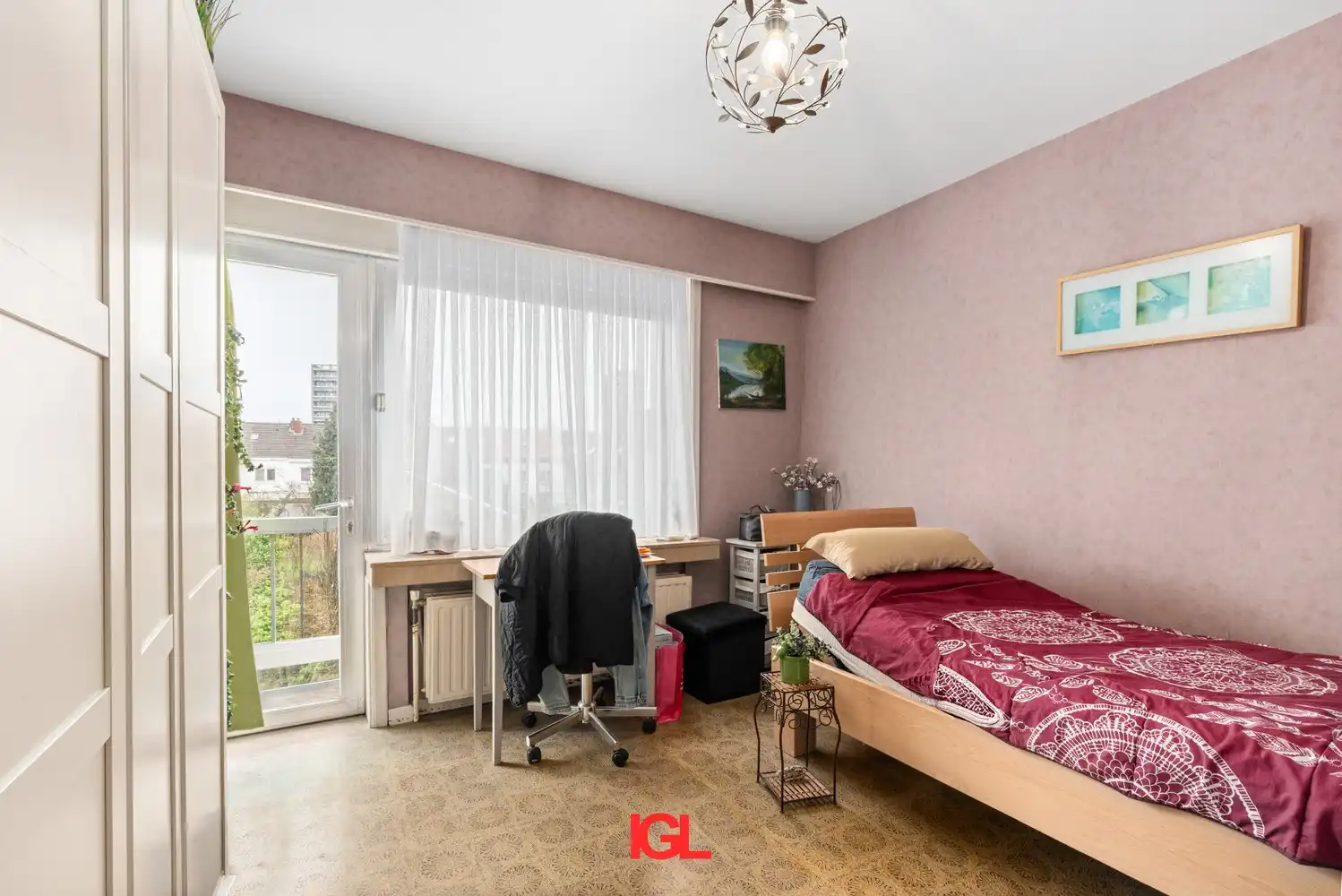 Ruim 3‑slaapkamerappartement met garage op centrale ligging in Sint‑Pieters‑Leeuw foto 8