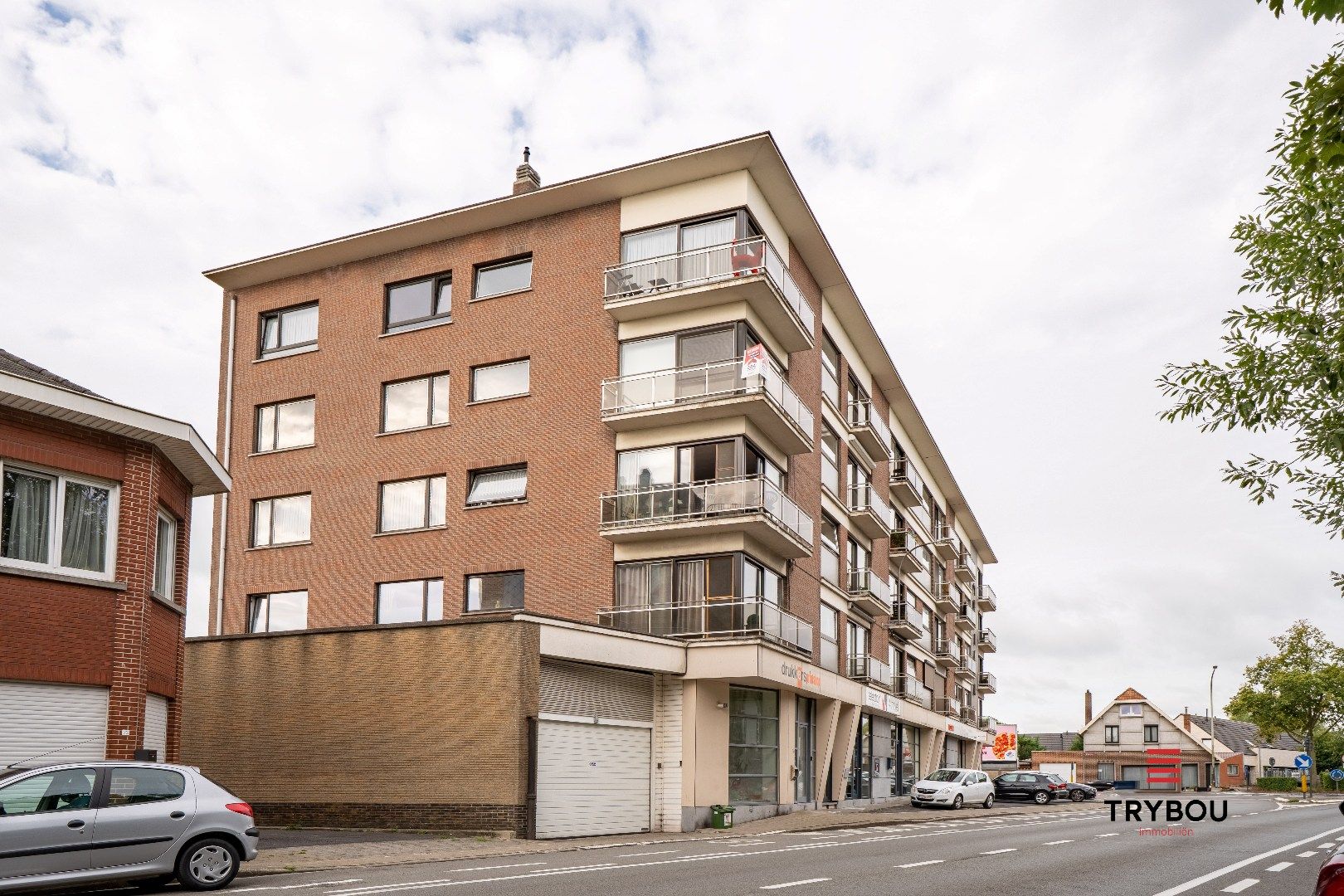 Volledig gerenoveerd 2-slaapkamerappartement te huur – rand centrum Ieper foto 21