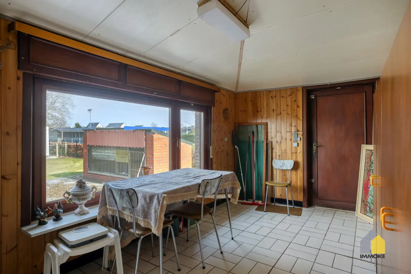 Te renoveren, statige woning op mooi perceel van 23 a 90 ca. foto 10