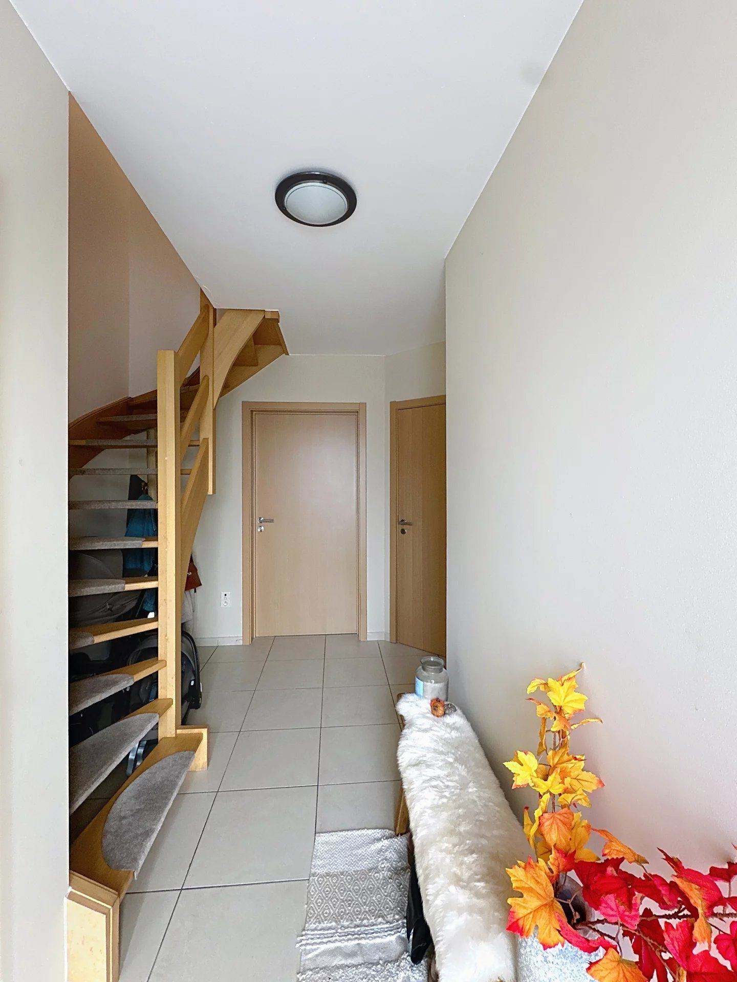 Rijwoning met 3 slaapkamers en een tuin met berging. foto 7