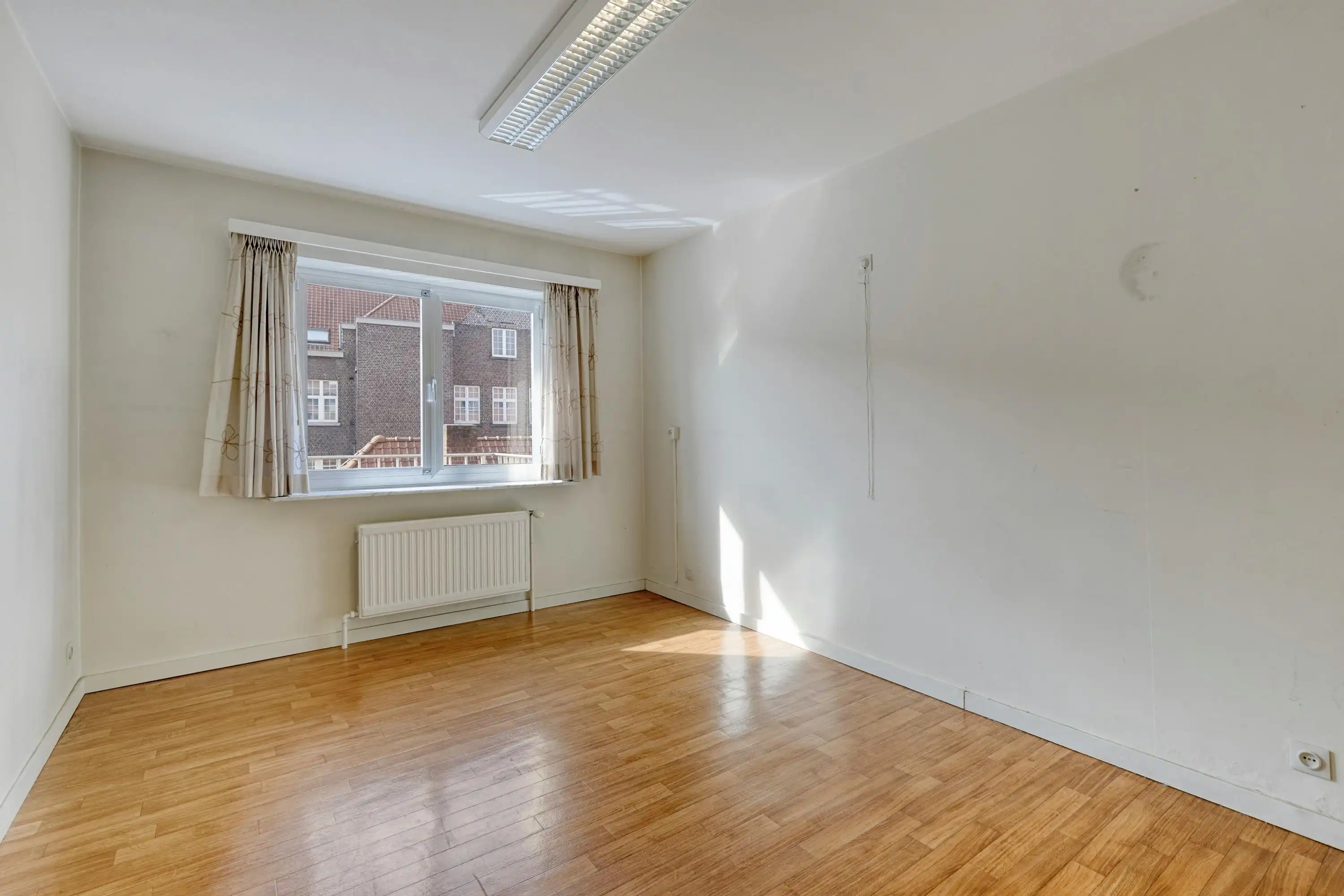 Appartement met 2 slaapkamers in centrum Roeselare te koop foto 12