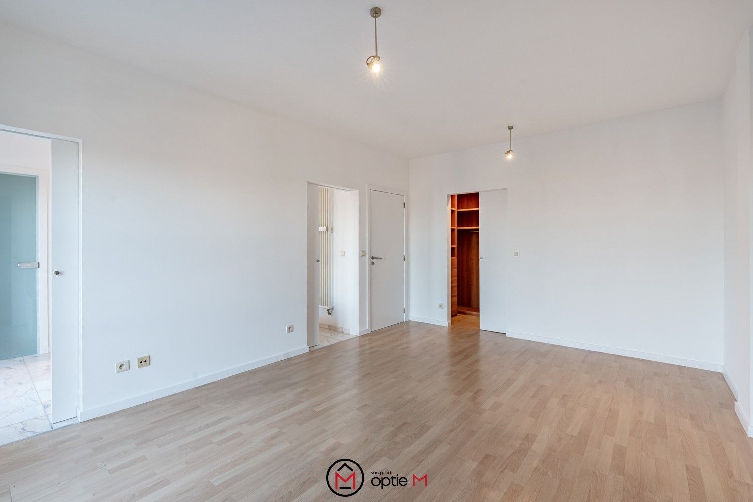 Ruim energiezuinig appartement met uitzicht op Hasselt foto 18