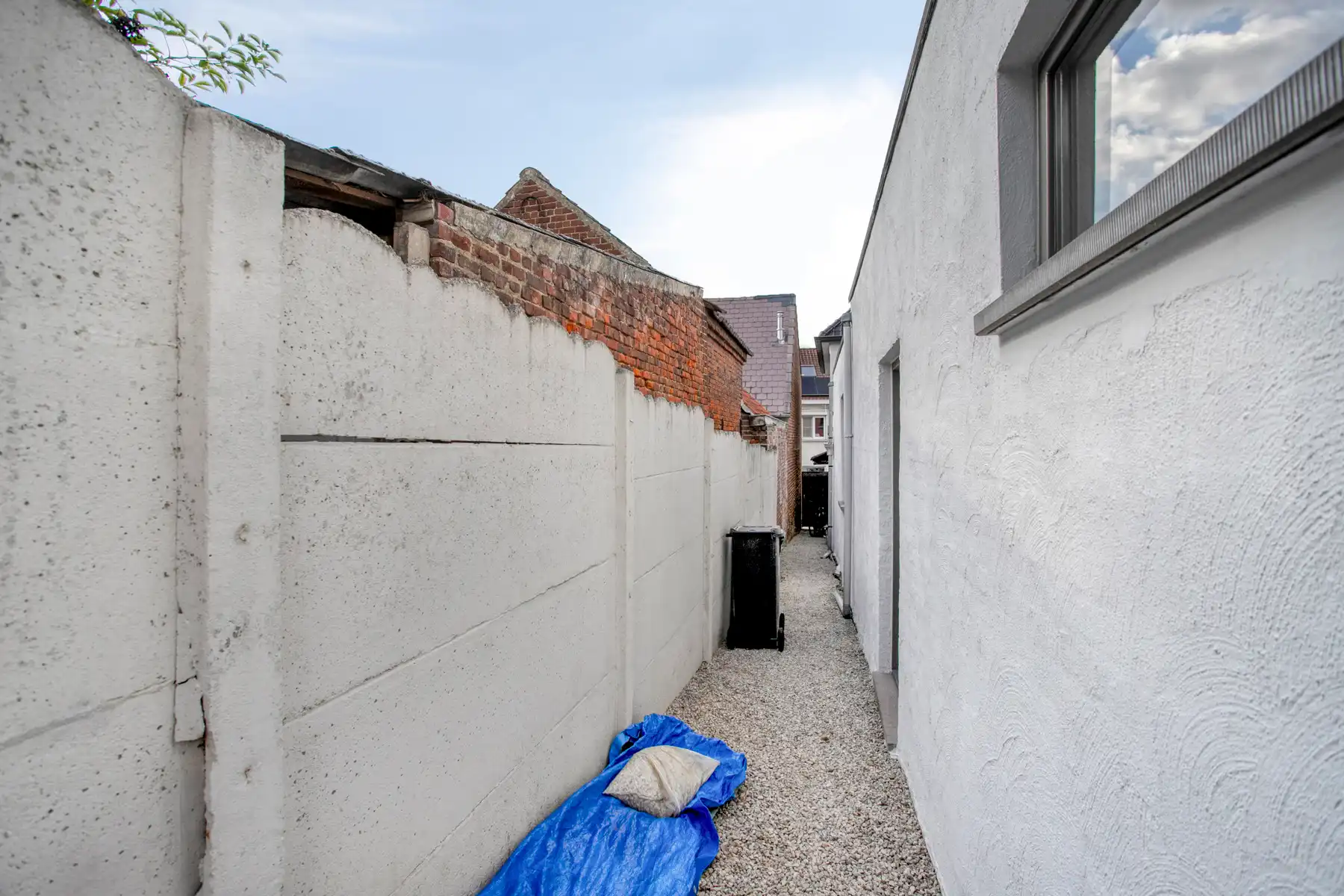 HOB met 3 slaapkamers en aangename tuin/terras foto 16