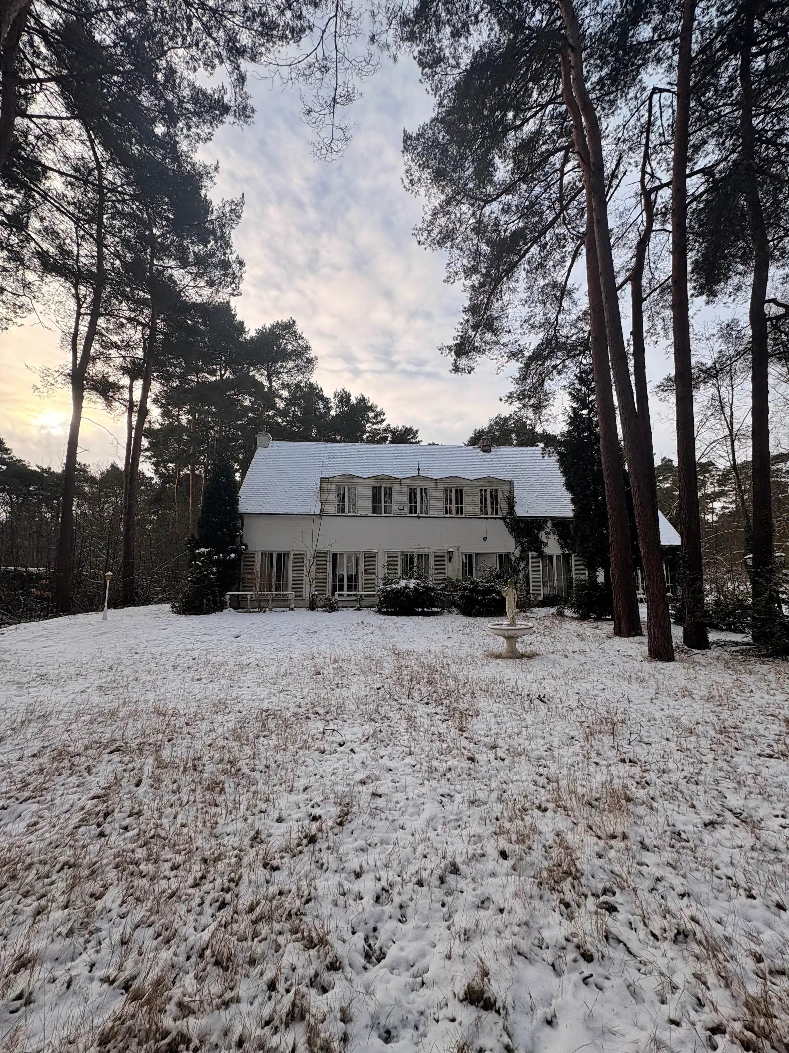 Karaktervolle villa op uniek perceel van ca. 5000 vierkante meter foto 8