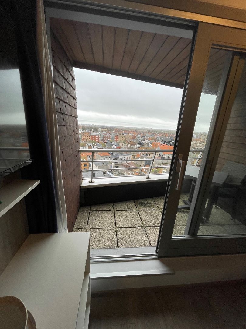 Prachtige suite op 10m van de zee te Blankenberge! foto 11