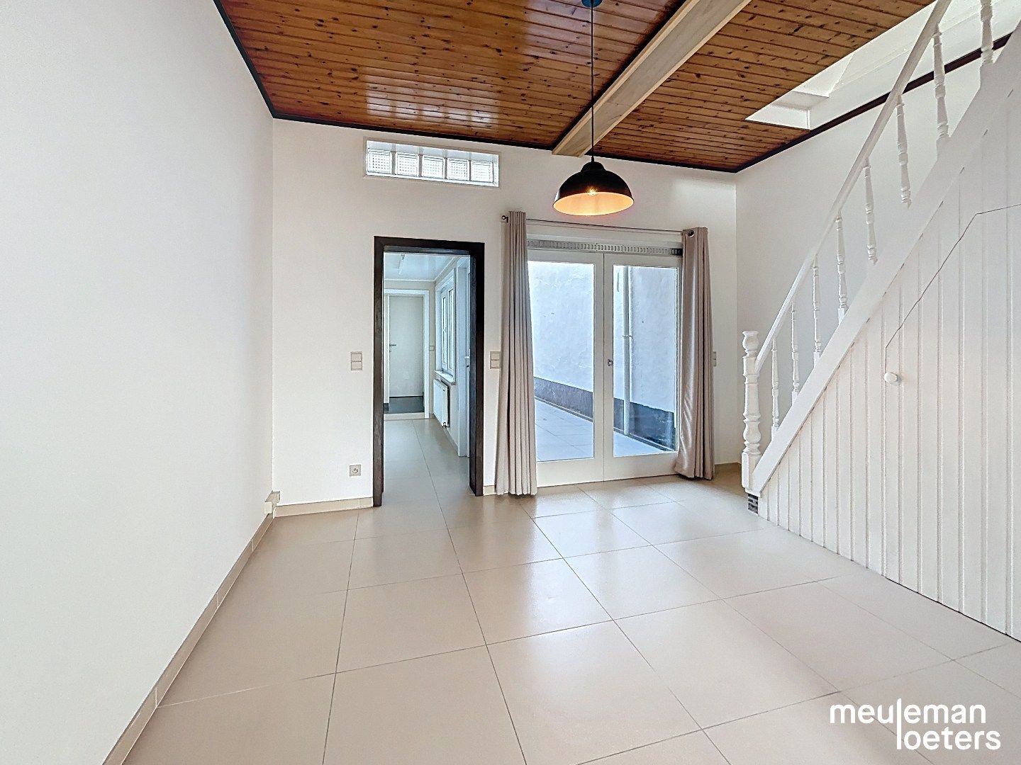 Toffe woning met twee slaapkamers en stadsterras  foto 4