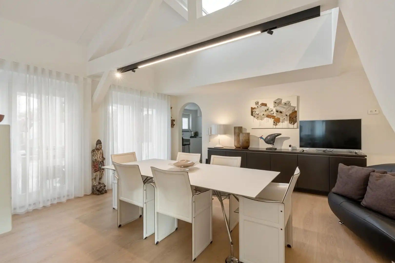 Verrassend luchtige villa  foto 10