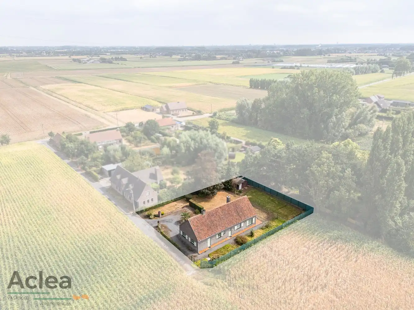 Te renoveren open bebouwing met landelijke ligging foto 2