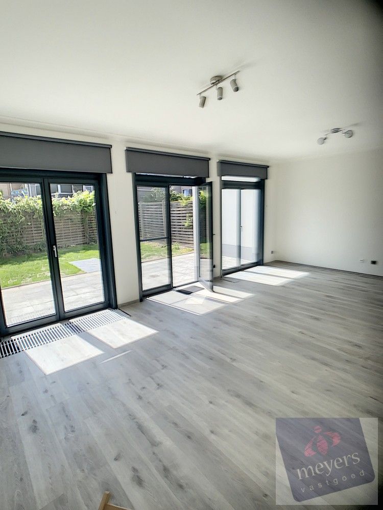 Te huur in Hasselt – Gezinswoning met tuin & garage in rustige woonwijk foto 10