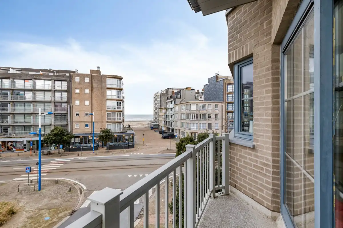 Charmant appartement met 2 slaapkamers en zijdelings zeezicht foto 13