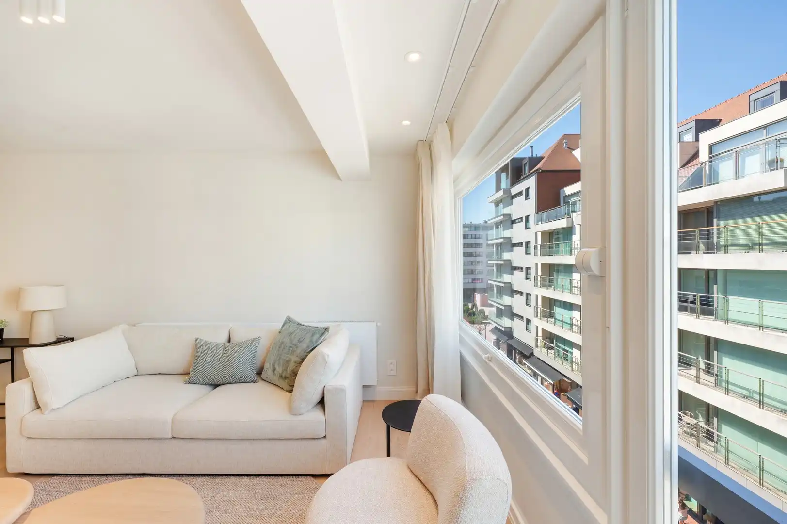 Gerenoveerd appartement op een uitstekende ligging nabij het Lichttorenplein. foto 4
