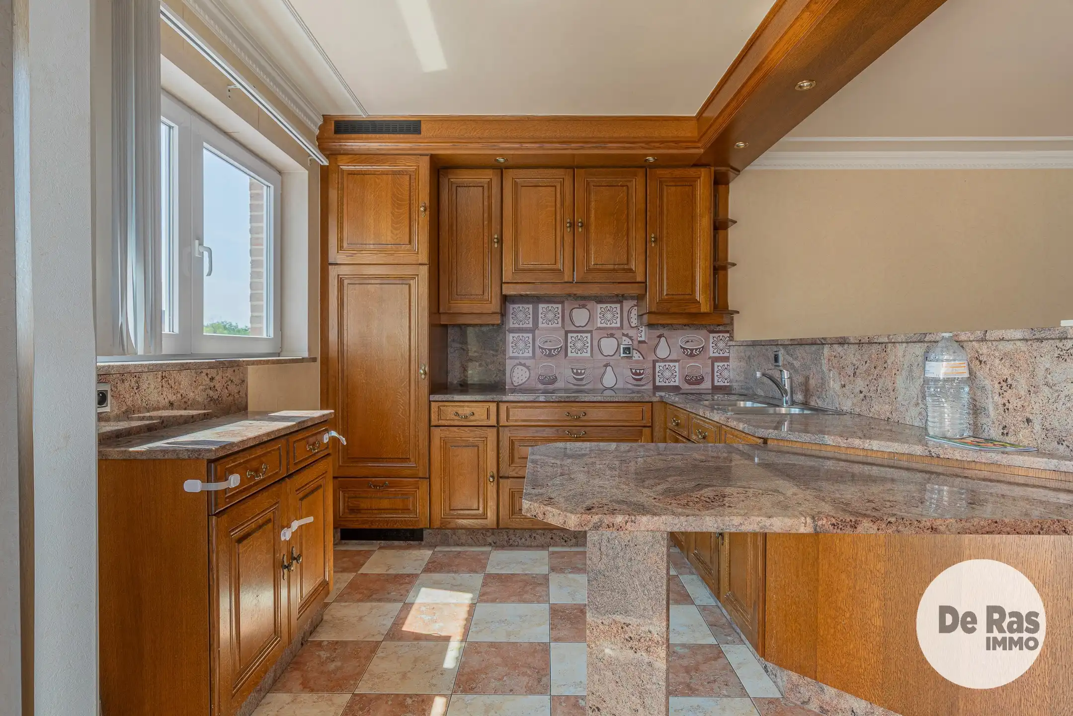 HAALTERT - Instapklaar appartement met 3 kamers aan station foto 6