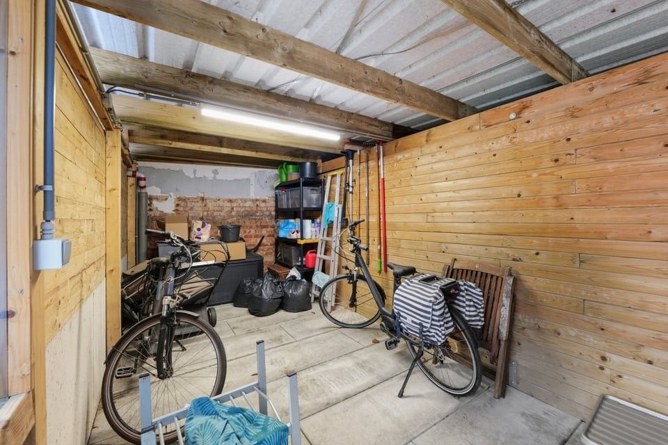 PENTHOUSE MET UNIEK DAKTERRAS, SAUNA EN STAANPLAATS IN HARTJE SINT-TRUIDEN foto 38