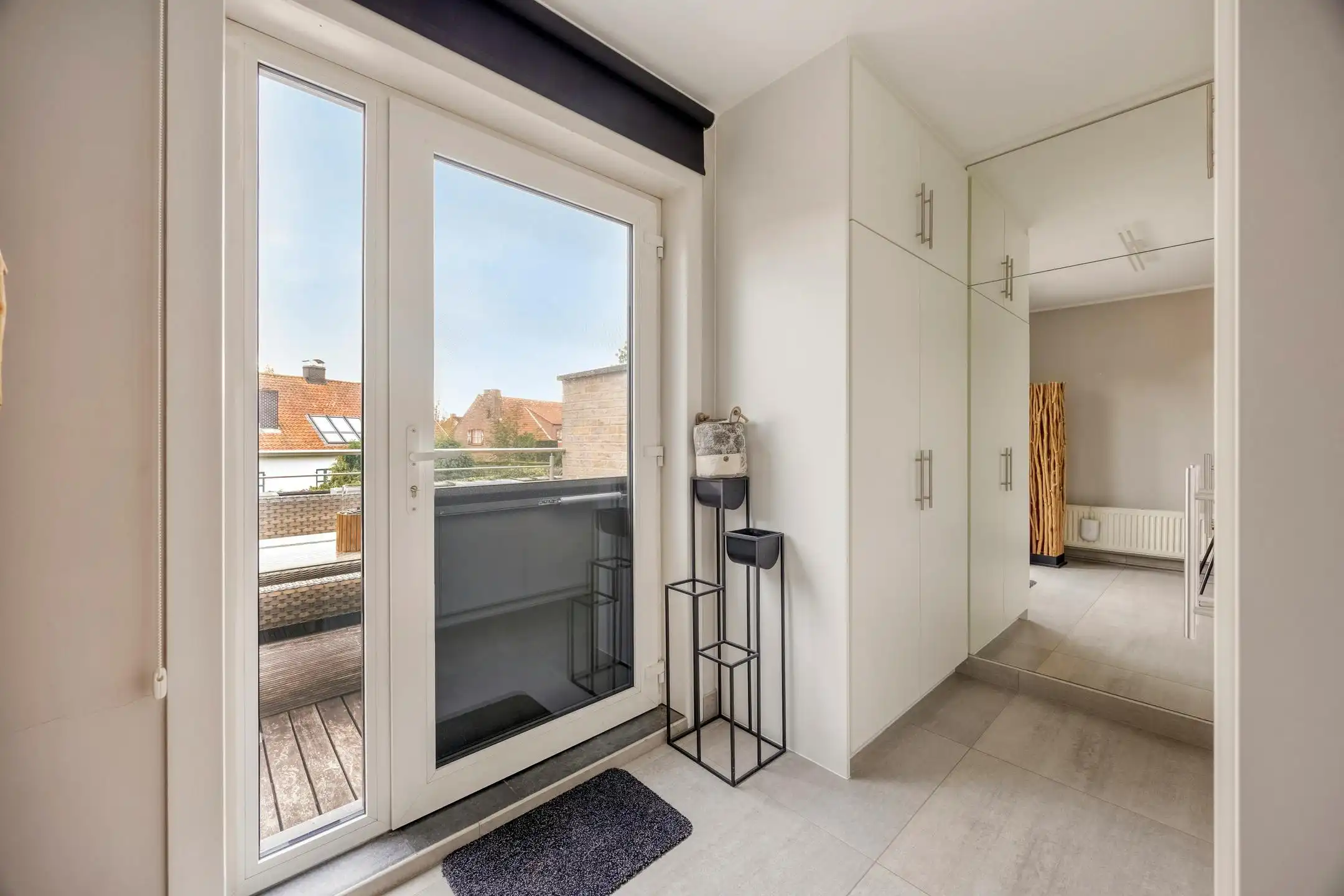 Unieke opbrengsteigendom op toplocatie in Zomergem foto 18