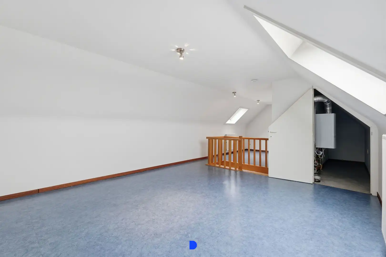 Ruim appartement in het centrum van Roeselare foto 14