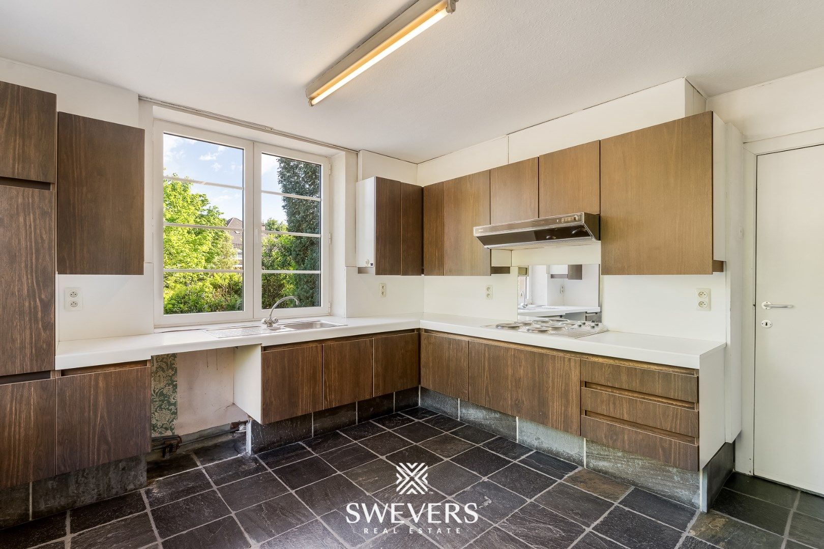 Royale woning met zes slaapkamers te Heusden-Zolder foto 12