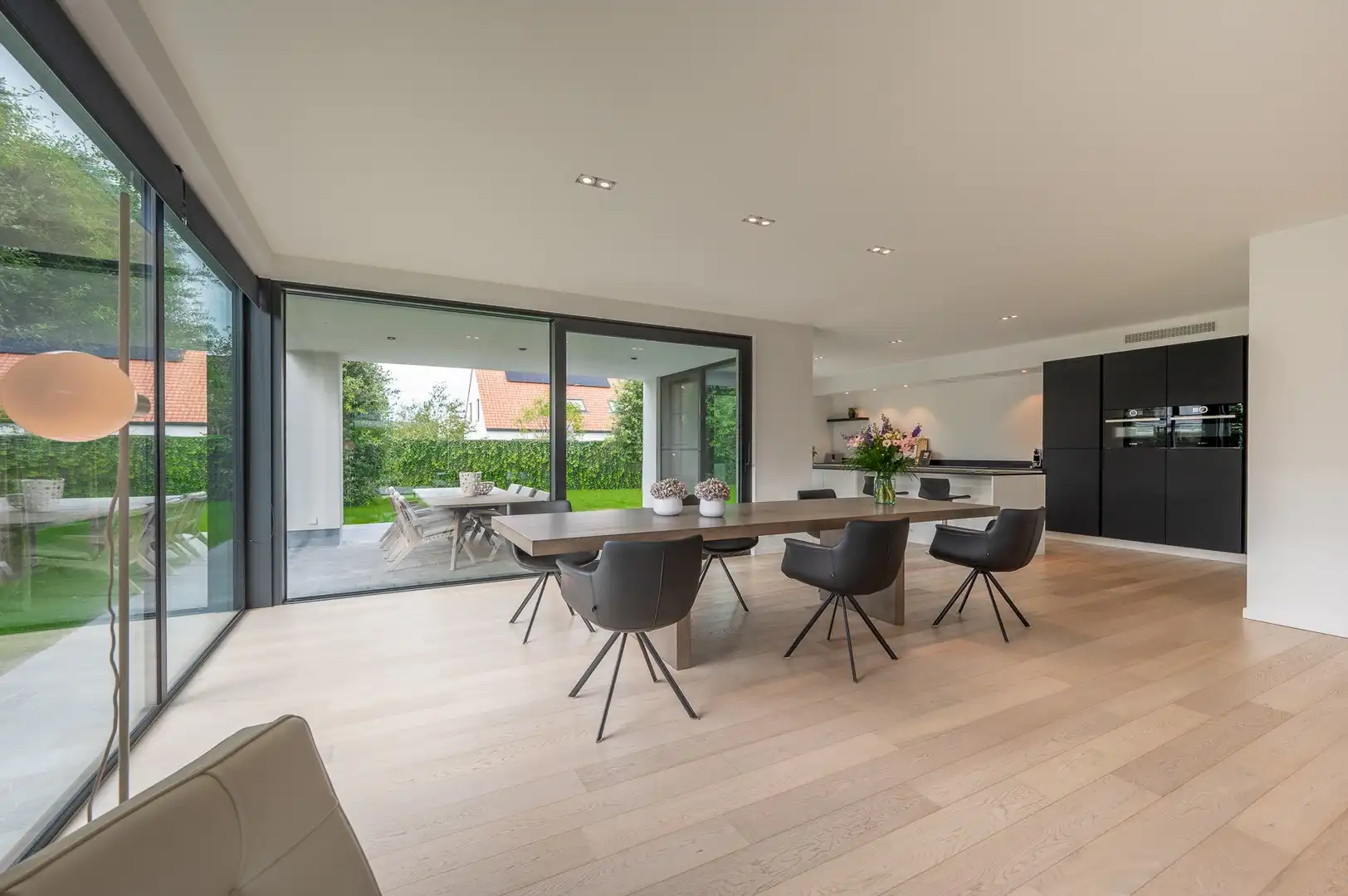 Recente alleenstaande villa centraal gelegen vlakbij het centrum van Knokke. foto 4