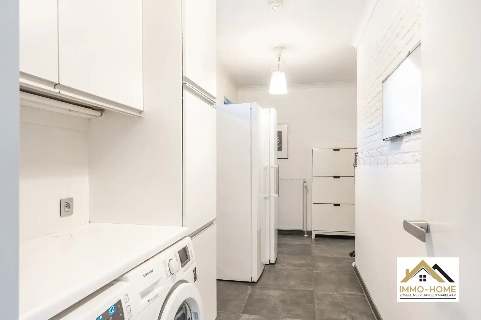 Zeer ruime gerenoveerde villa op prachtige ligging foto 21