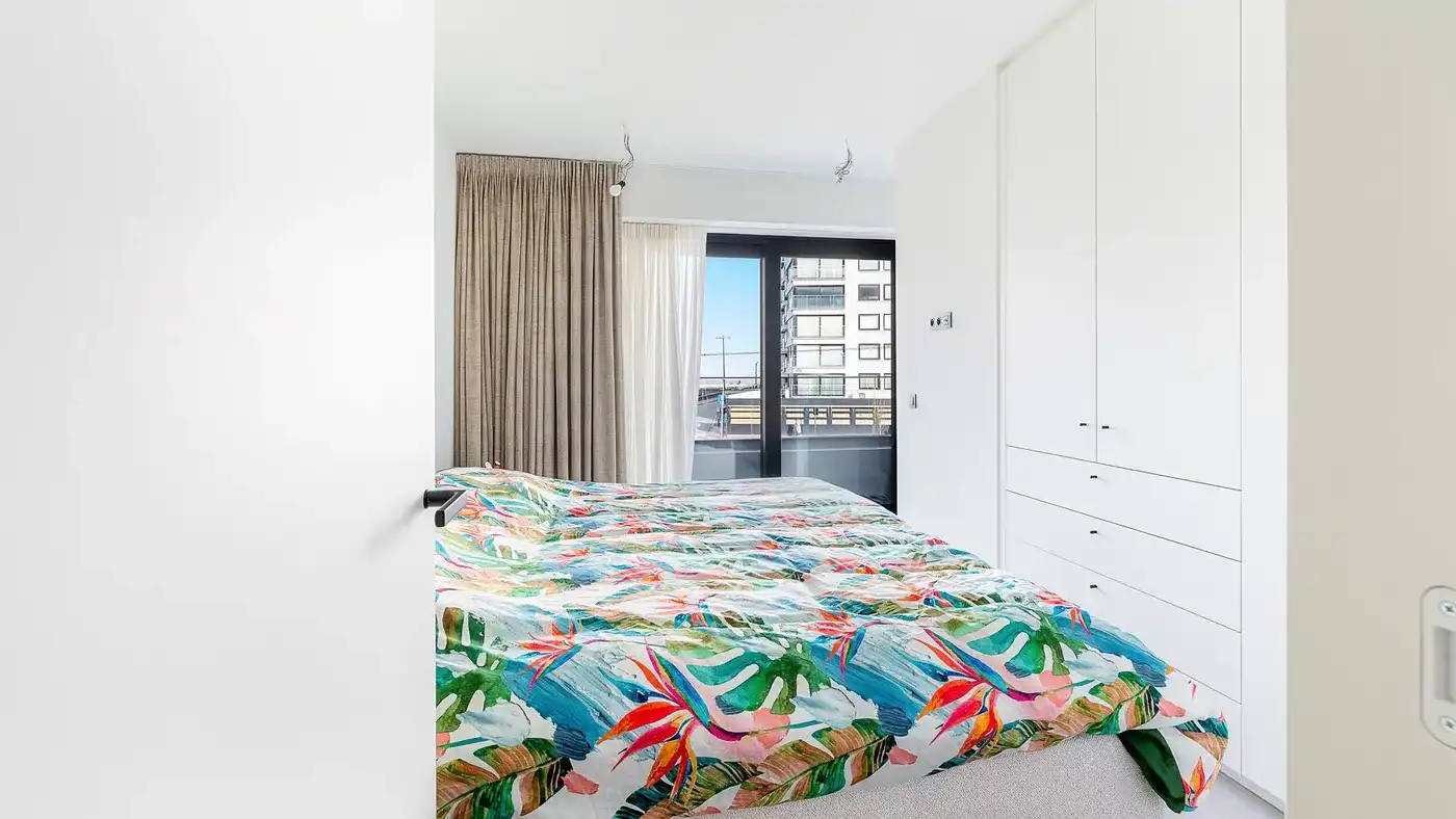 Luxueus afgewerkt hoek-appartement in de Heldentoren. foto 10