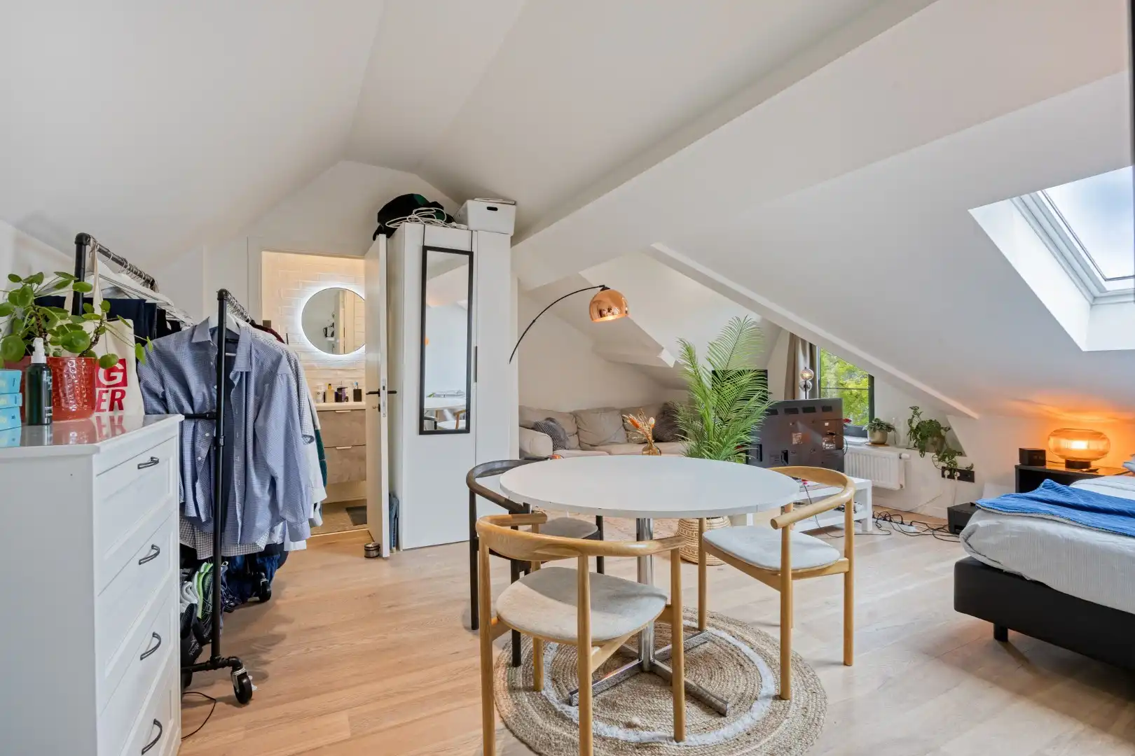 Studentenkamer van 28m² in prachtig gerenoveerd en ruime residentie met tuin in Leuven - 79KWH/m²  foto 4