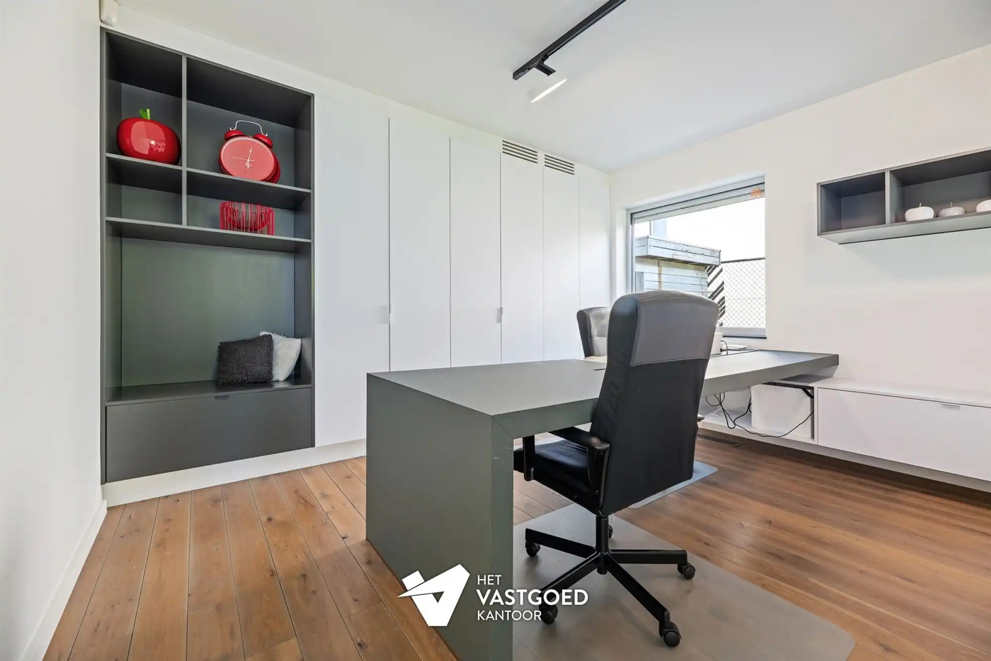 RUIME, RECENTE WONING OP TOP-LIGGING! foto 10
