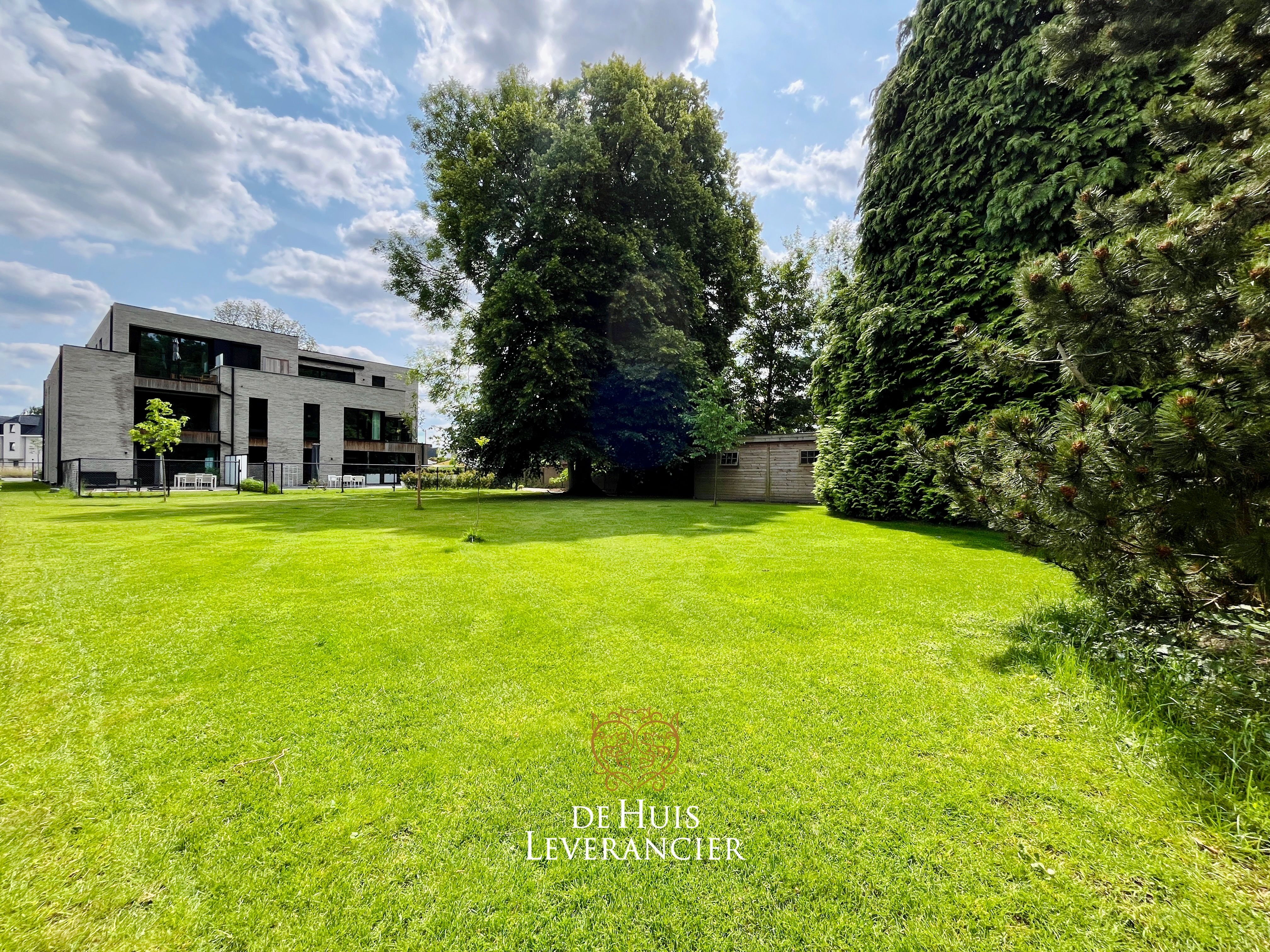 Discrete luxe & tijdloze elegantie : subliem nieuwbouwappartement met terras en gemeenschappelijk tuin te koop in Boechout foto 39