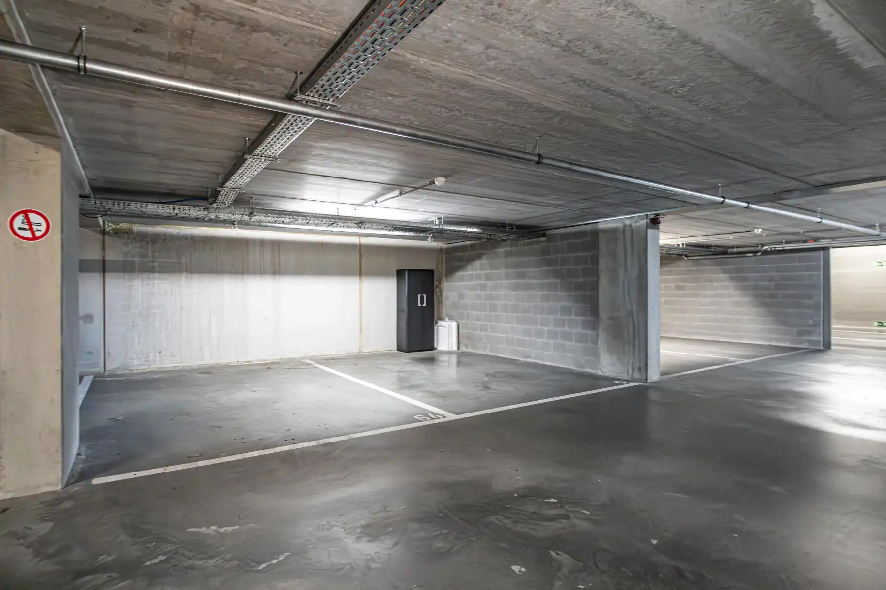 Lichtrijk gelijkvloers appartement met terras en tuinzicht foto 24