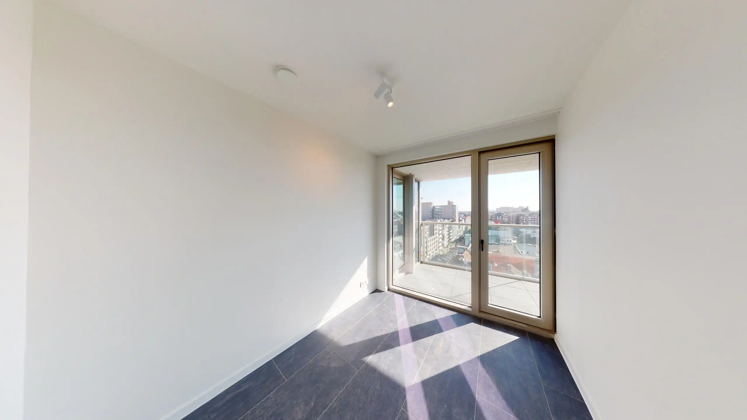 ANTWERPEN - Recent appartement met panoramische uitzicht  foto 11