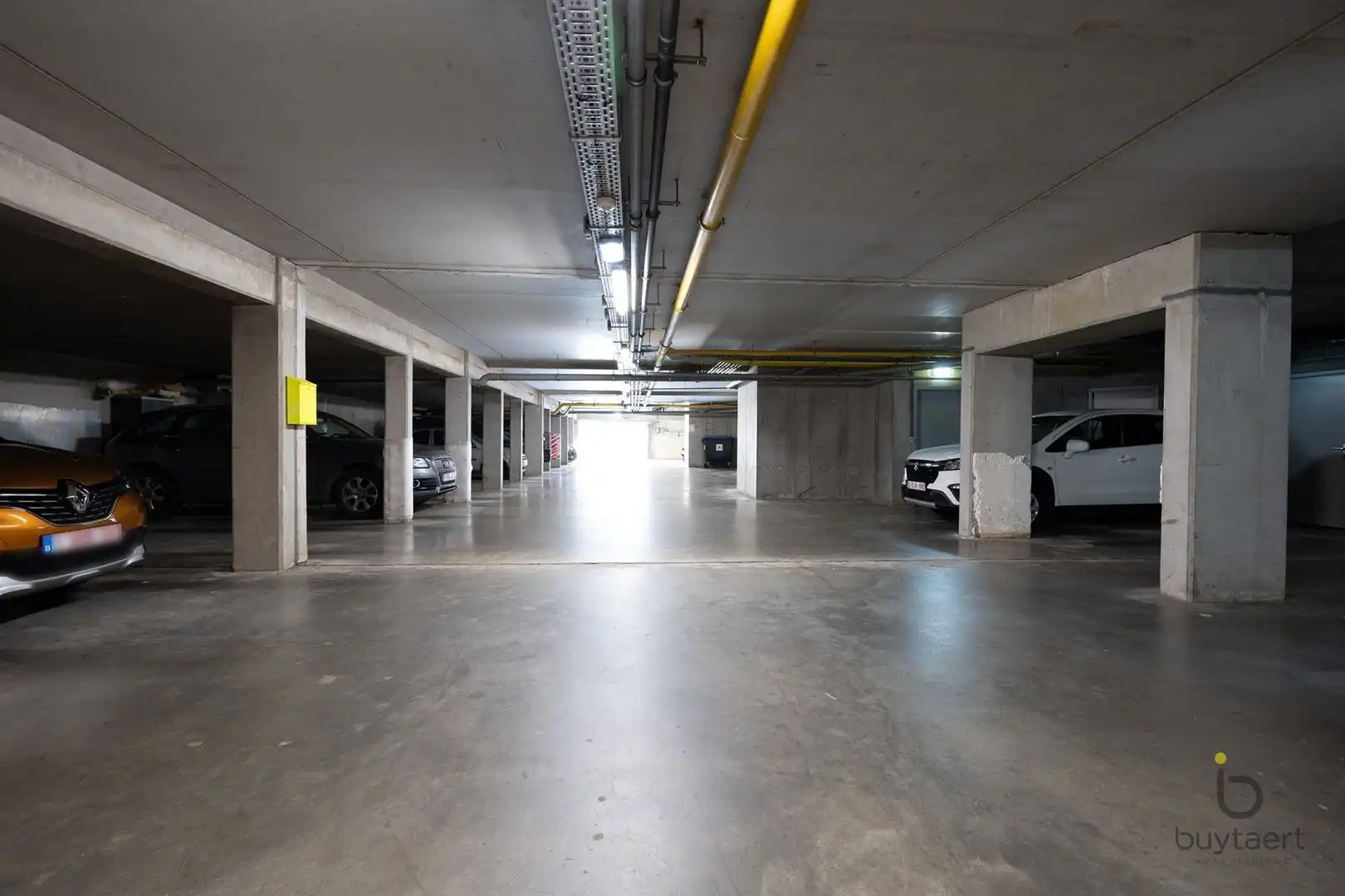 RUIM LICHTRIJK HOEKAPPARTEMENT MET GEZELLIG ZONNETERRAS EN ONDERGRONDSE AUTOSTAANPLAATS! foto 23