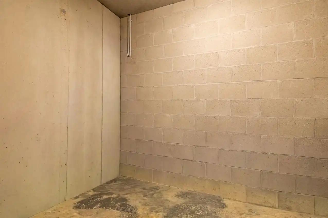 Gemeubelde penthouse met 2 slpk, ruim terras en autostaanplaats foto 30