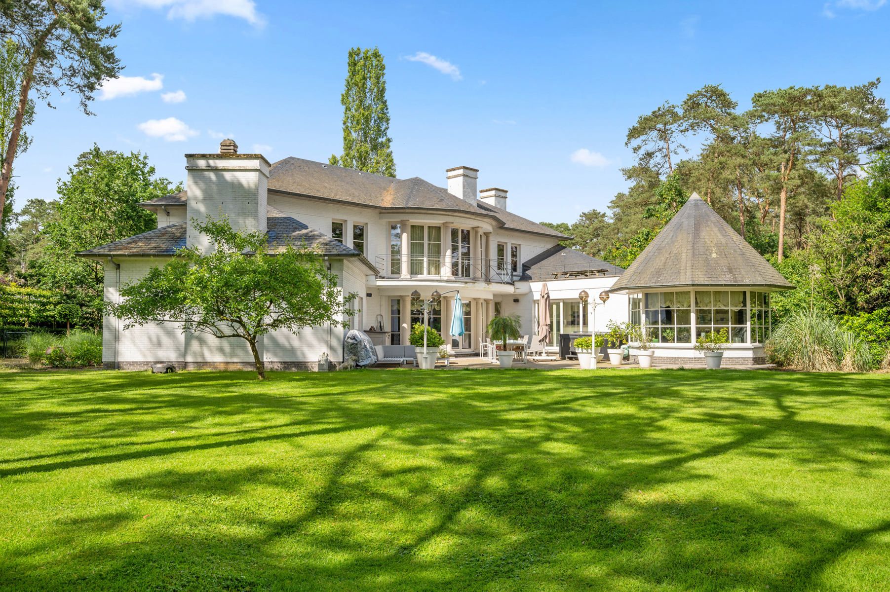 Royale, instapklare villa te KEERBERGEN foto {{pictureIndex}}