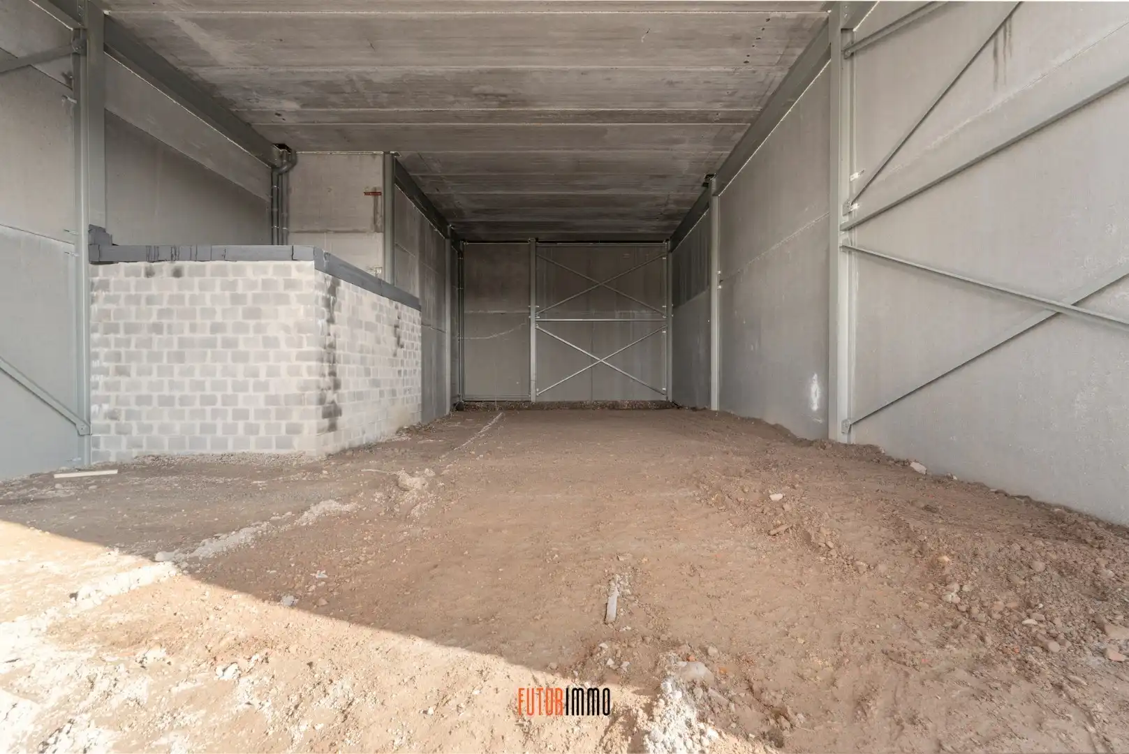 KMO-unit - (loods + kantoor) foto 2