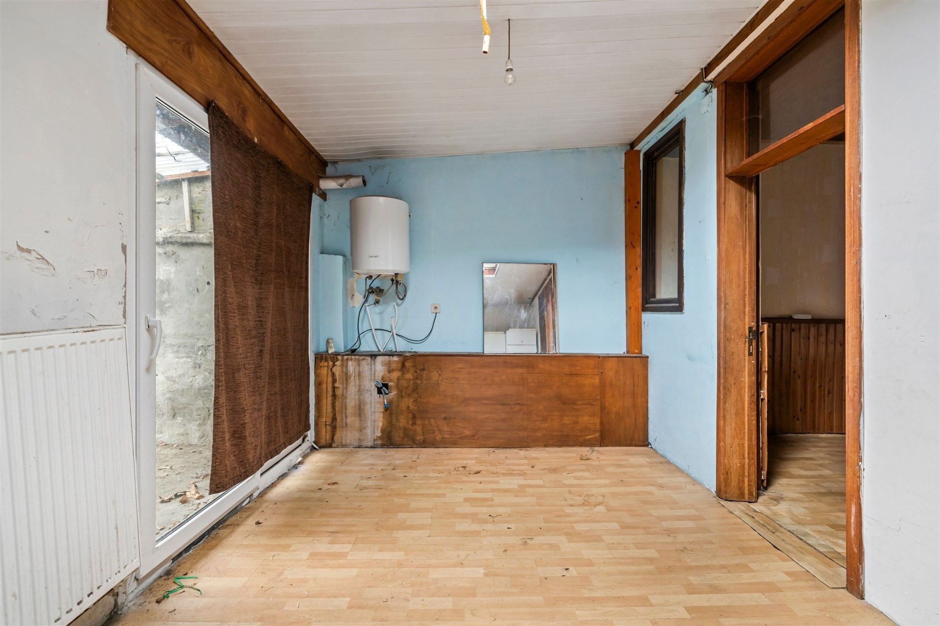 Te renoveren gesloten bebouwing in het centrum van Sint-Gillis-Waas foto 8