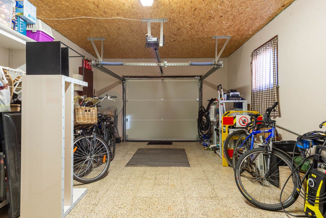 Woning met 3 slaapkamers op mooie locatie, 6are 23ca, dicht aan natuur, centrum en station foto 15