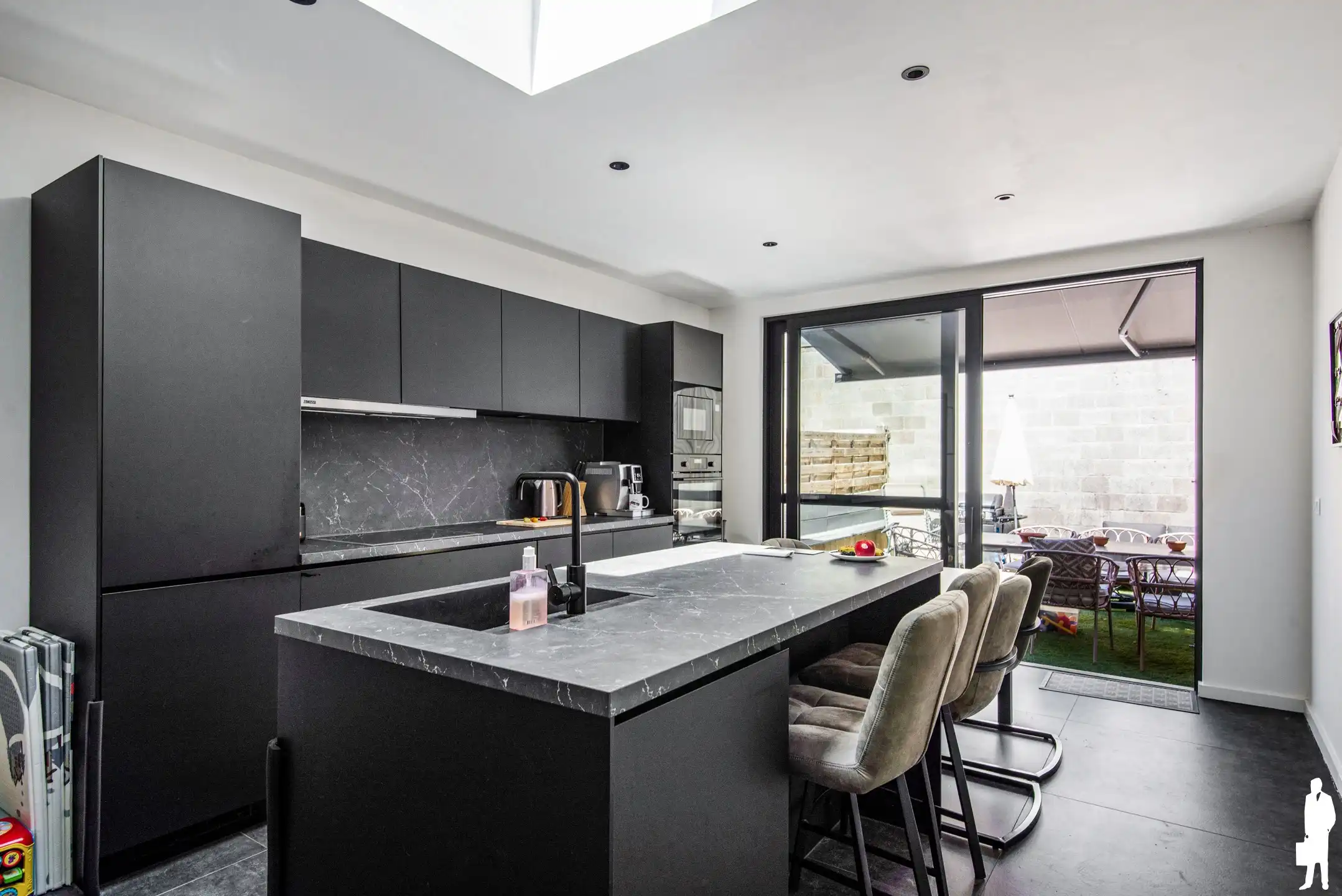Instapklare woning pal in het centrum van Duffel foto 5