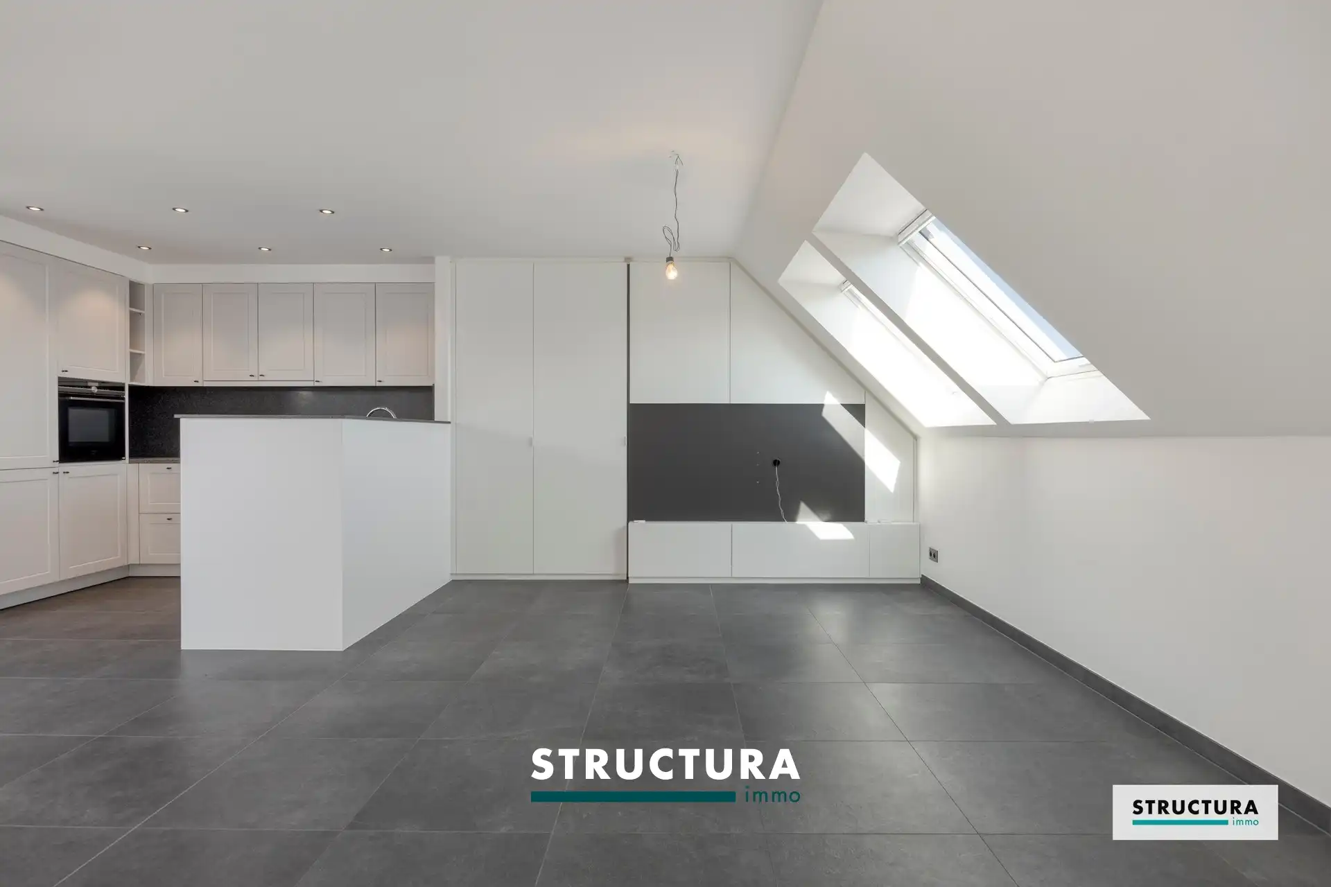 Luxueus appartement op de bovenste verdieping foto 2