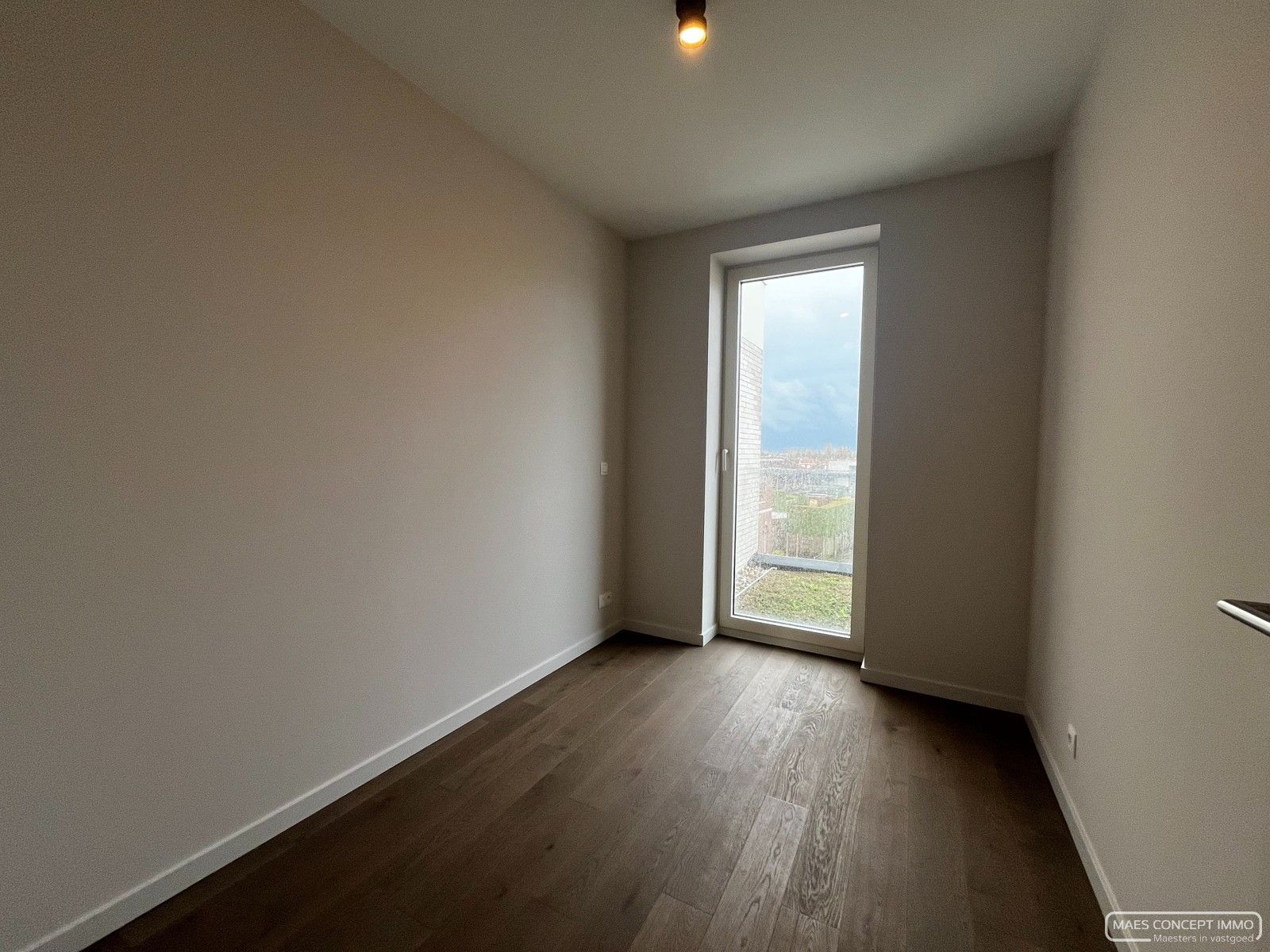 Prachtige penthouse te huur met 2 slaapkamers, terras voor- en achteraan in Vichte foto 11