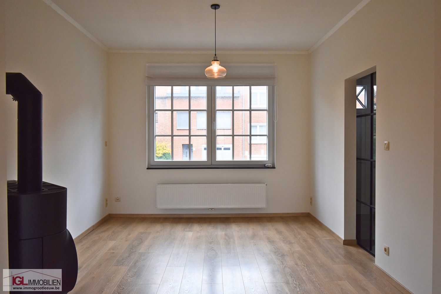 Smaakvol gerenoveerde woning met 3 slaapkamers, tuin en garage foto 3