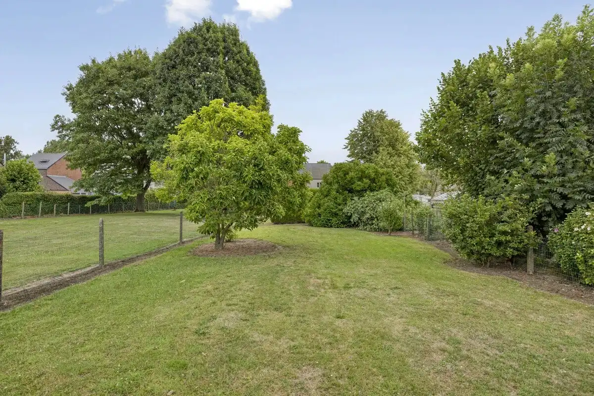 OPBRENGSTEIGENDOM BESTAANDE UIT TWEE RUIME EN VERHUURDE APPARTEMENTEN IN HERK-DE-STAD foto 8
