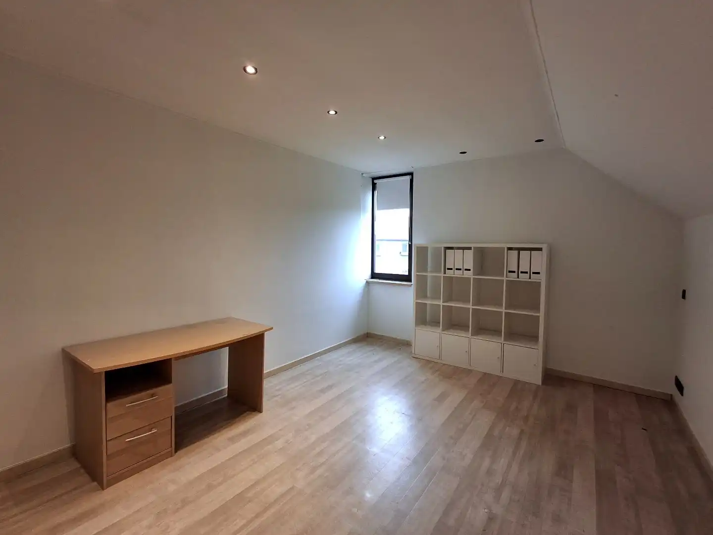 KARAKTERVOLLE VILLA MET LANDELIJKE VERGEZICHTEN IN KANEGEM foto 9