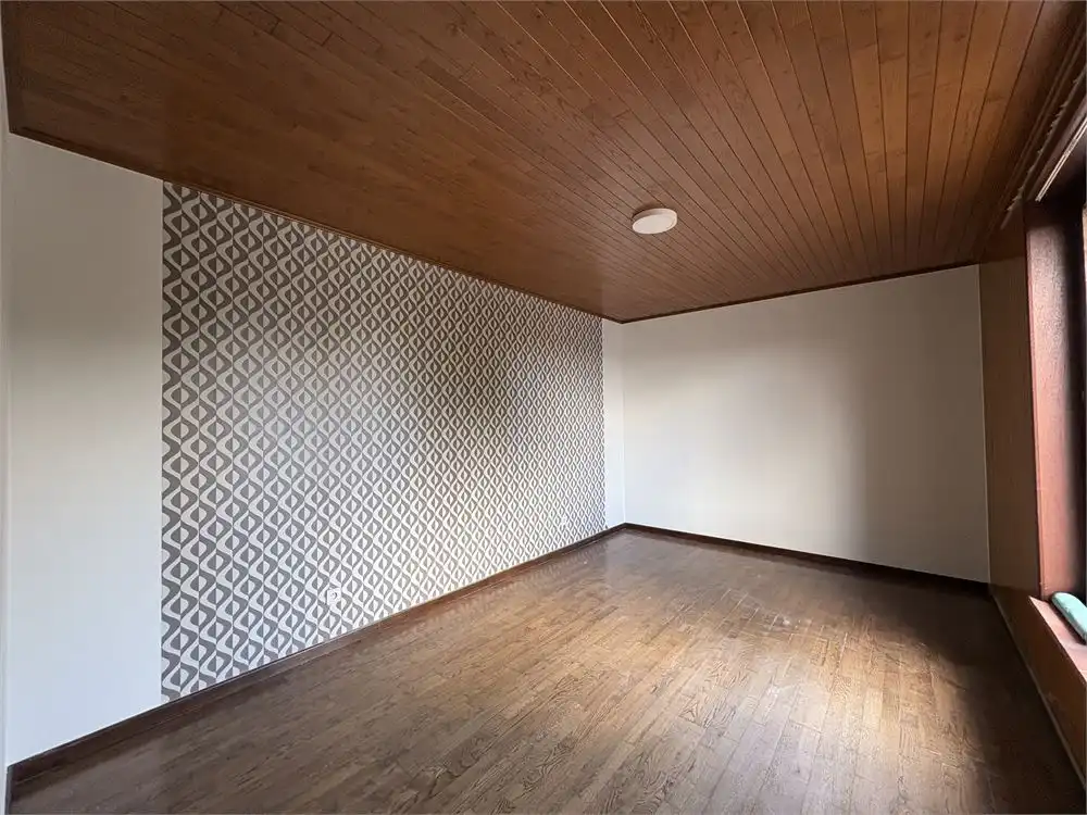 Lichtrijke gezinswoning met 4 slaapkamers + garage foto 13