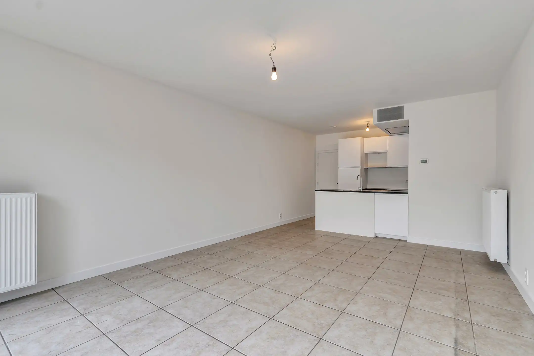 Instapklaar gelijkvloers appartement met tuin nabij centrum foto 5