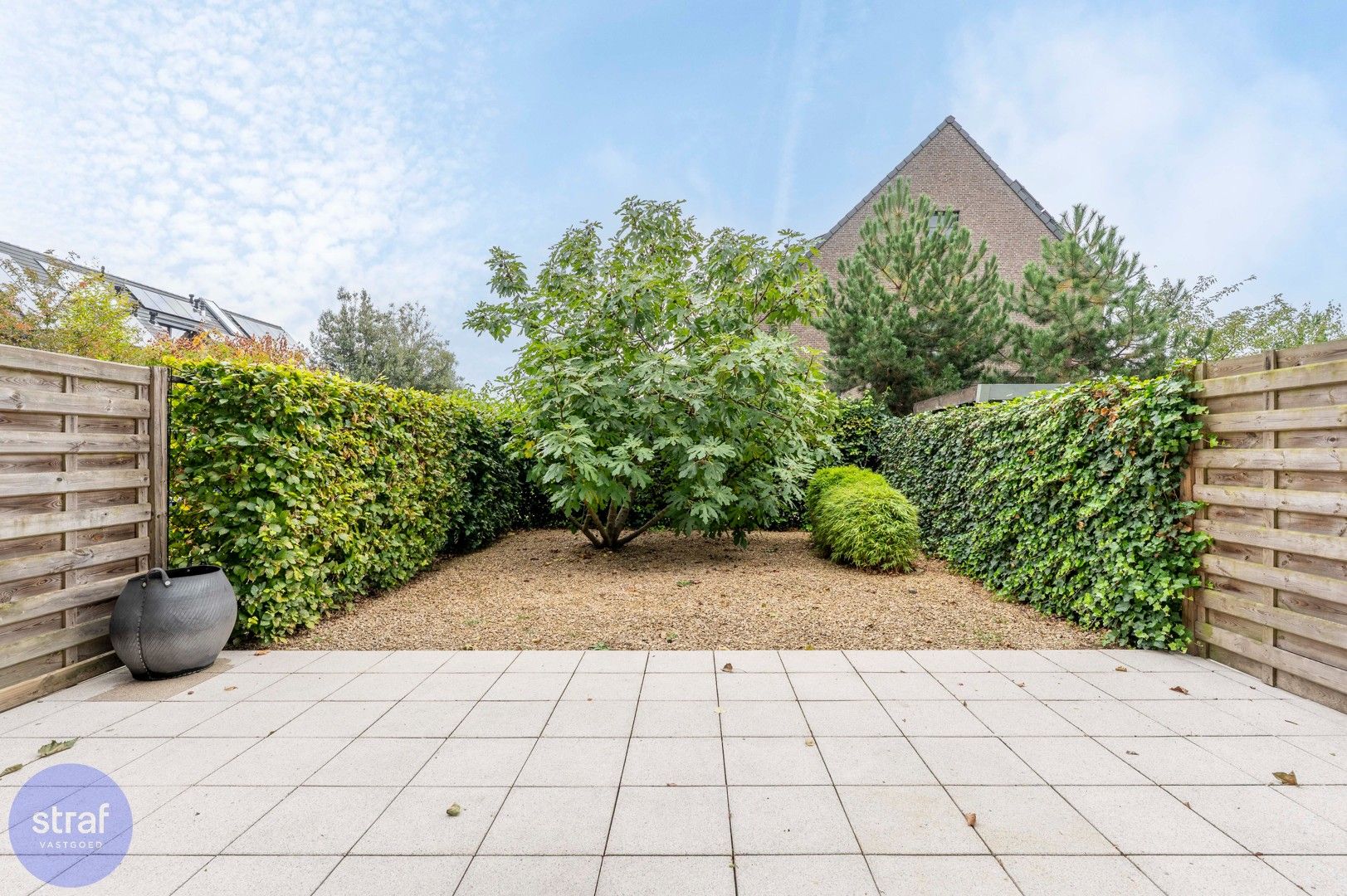 Gezellige gelijkvloerse studio met zonnige tuin foto 4