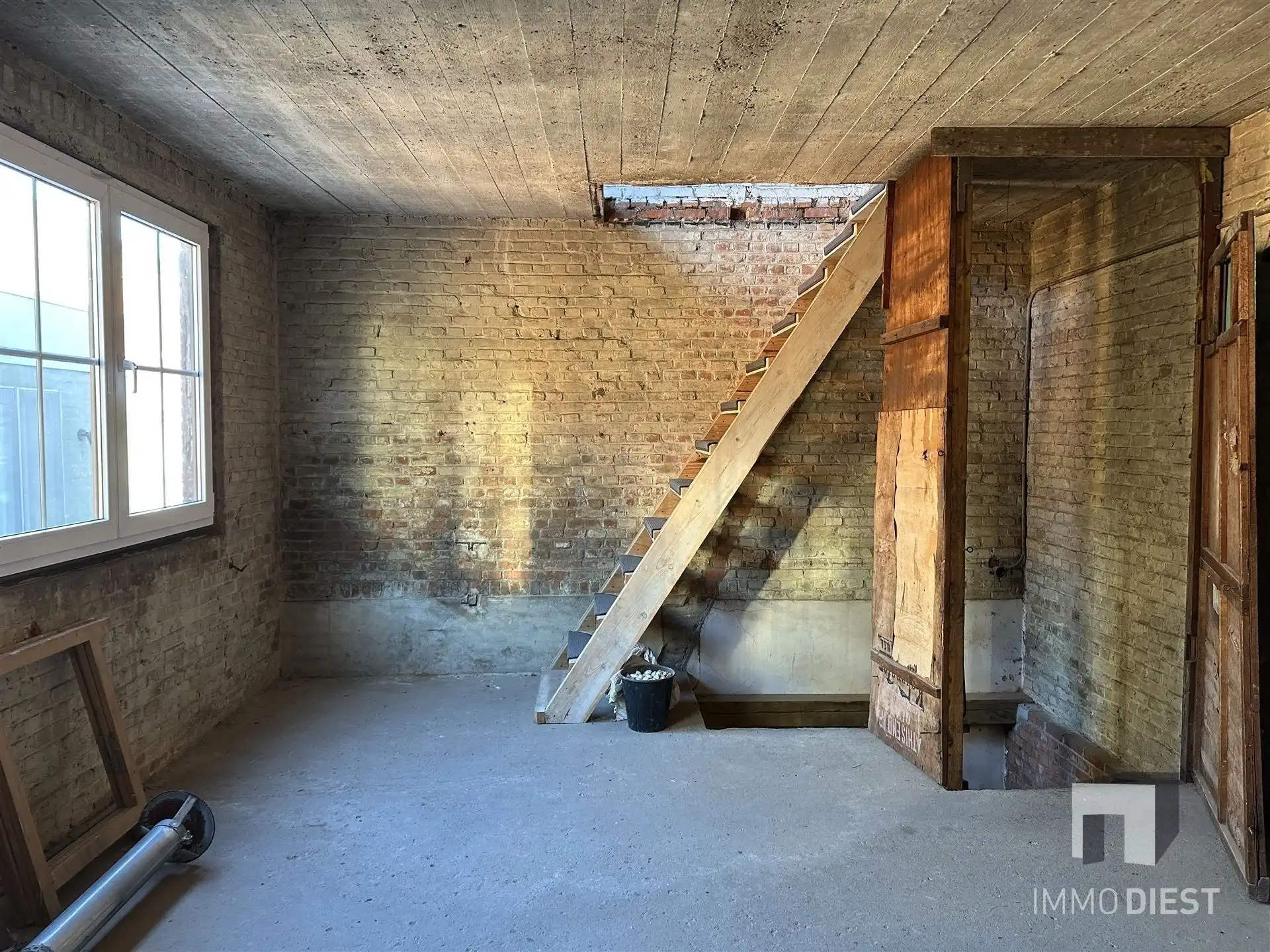 Woning met multifunctioneel werkhuis op toplocatie in centrum Diest foto 30